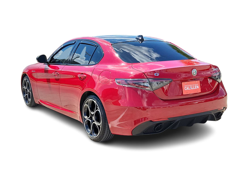 Thumbnail: 2024 Alfa Romeo Giulia - 26