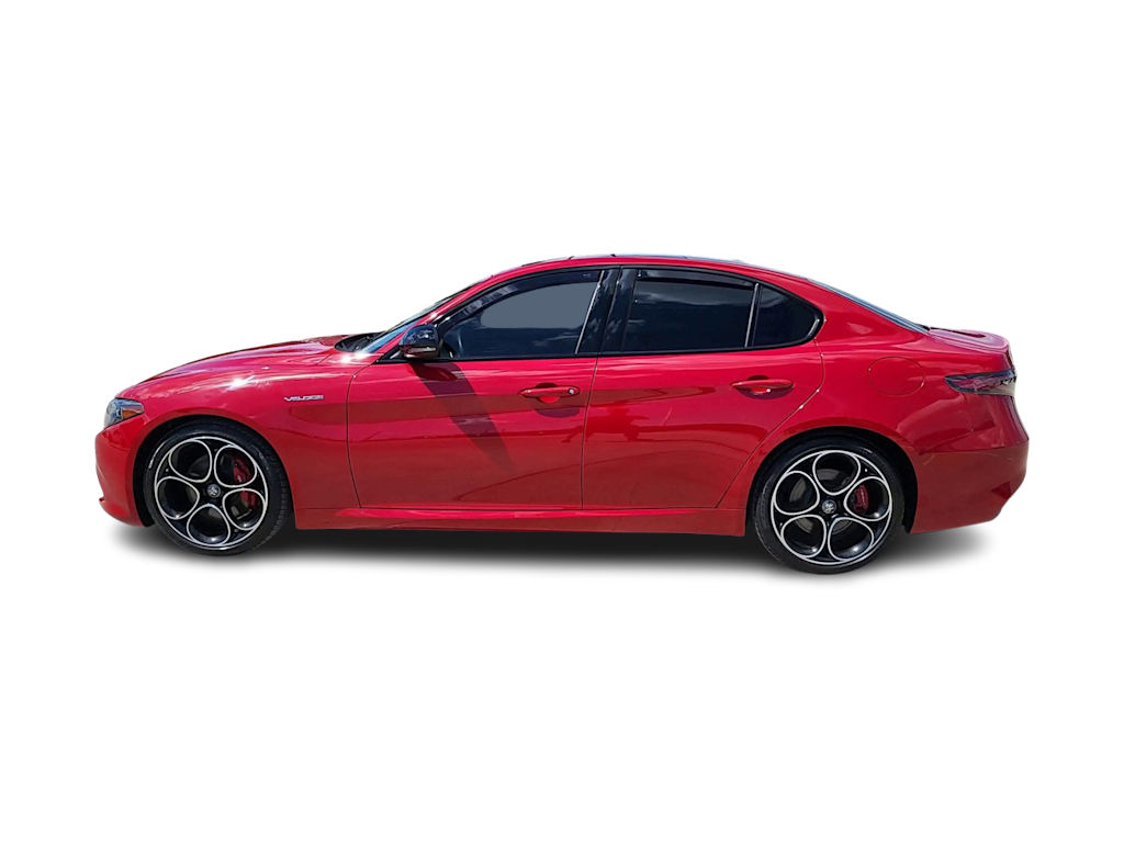 Thumbnail: 2024 Alfa Romeo Giulia - 22