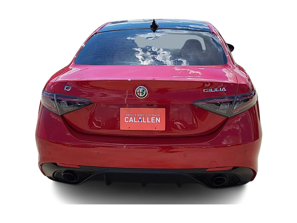 Thumbnail: 2024 Alfa Romeo Giulia - 5