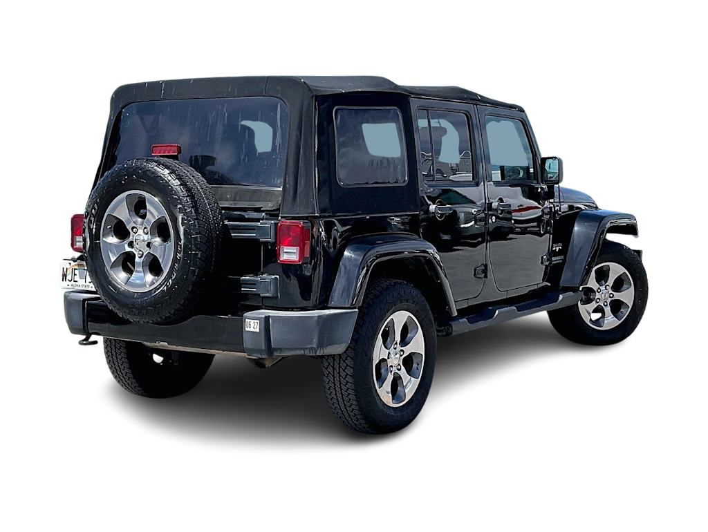 Thumbnail: 2017 Jeep Wrangler - 23
