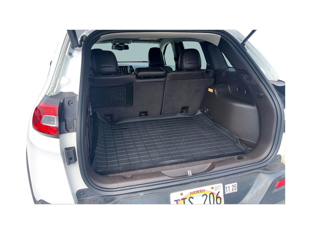 Thumbnail: 2015 Jeep Cherokee - 18