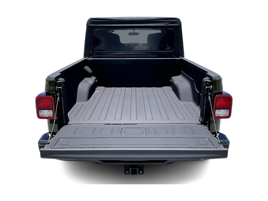 Thumbnail: 2021 Jeep Gladiator - 16