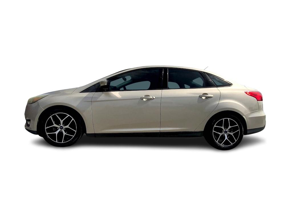 Thumbnail: 2017 Ford Focus - 3