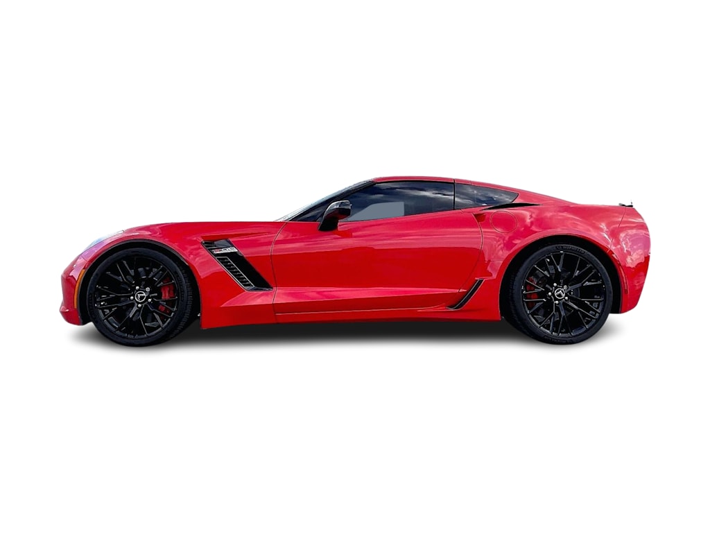Thumbnail: 2015 Chevrolet Corvette - 3