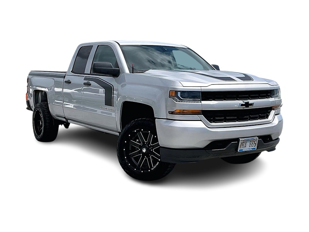 Thumbnail: 2018 Chevrolet Silverado 1500 - 23