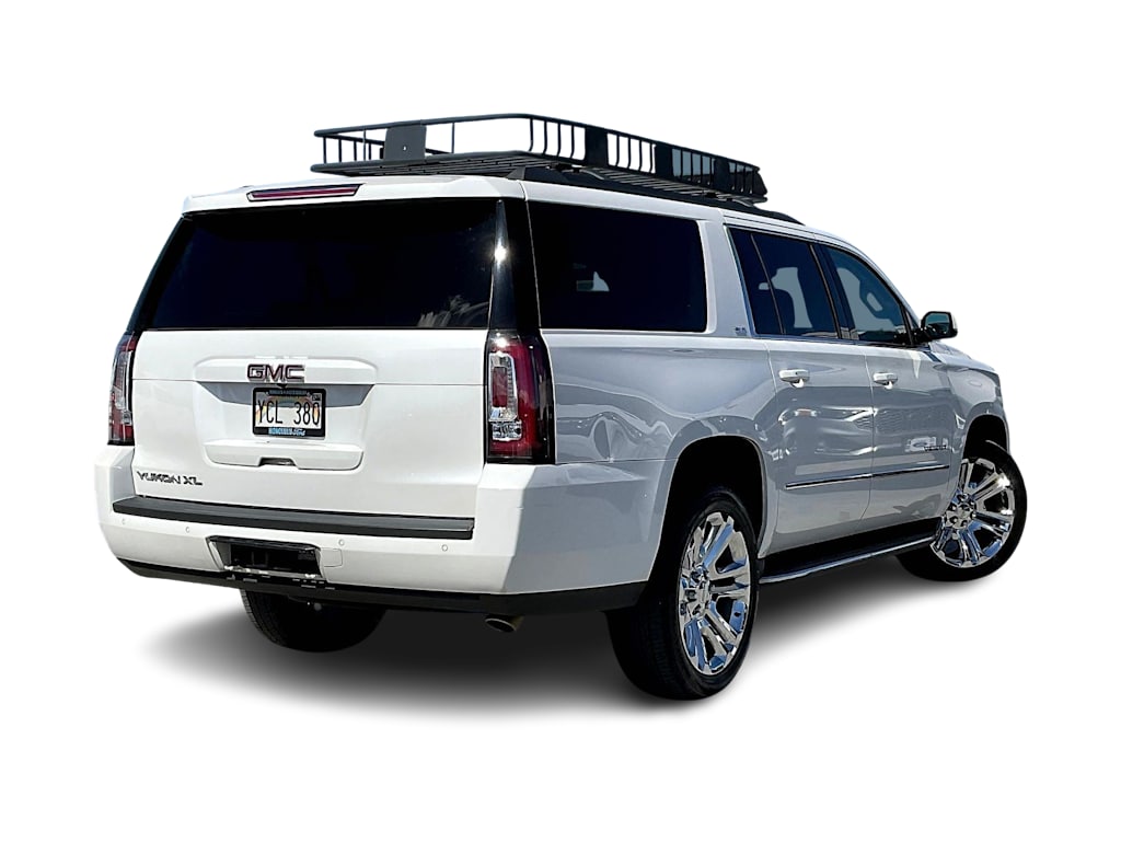 Thumbnail: 2017 GMC Yukon XL - 23