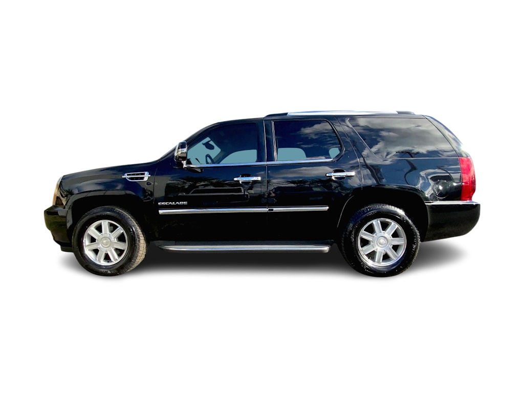 2011 Cadillac Escalade  3