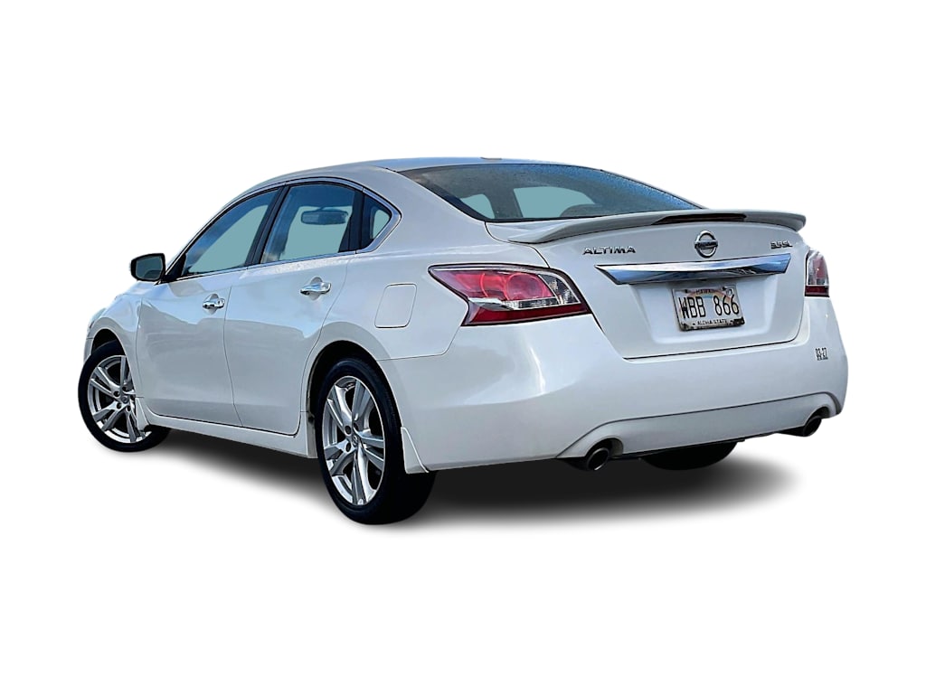 Thumbnail: 2013 Nissan Altima - 4