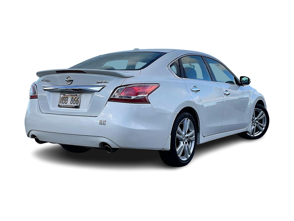 Thumbnail: 2013 Nissan Altima - 23