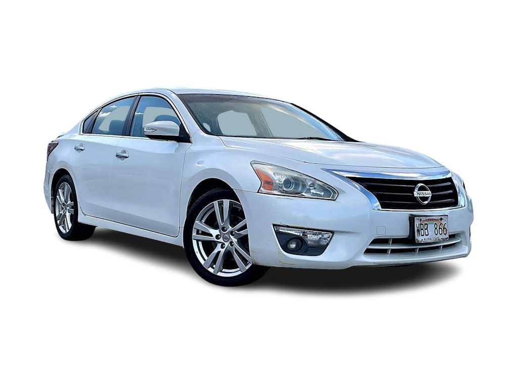 Thumbnail: 2013 Nissan Altima - 22