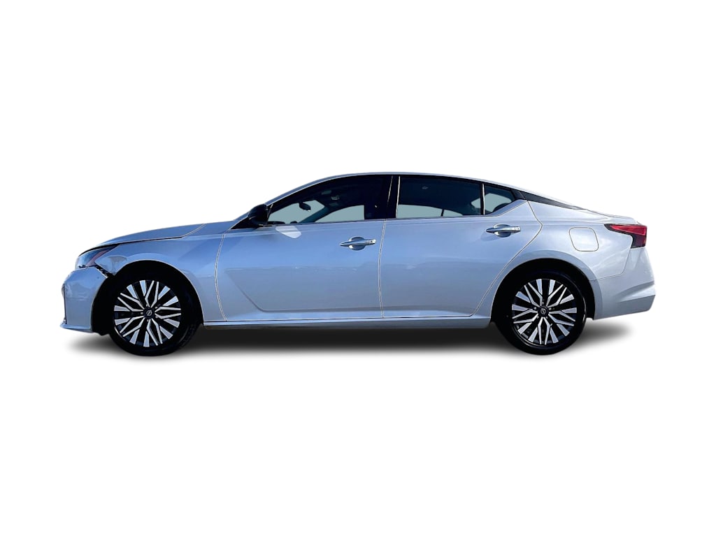 Thumbnail: 2024 Nissan Altima - 3