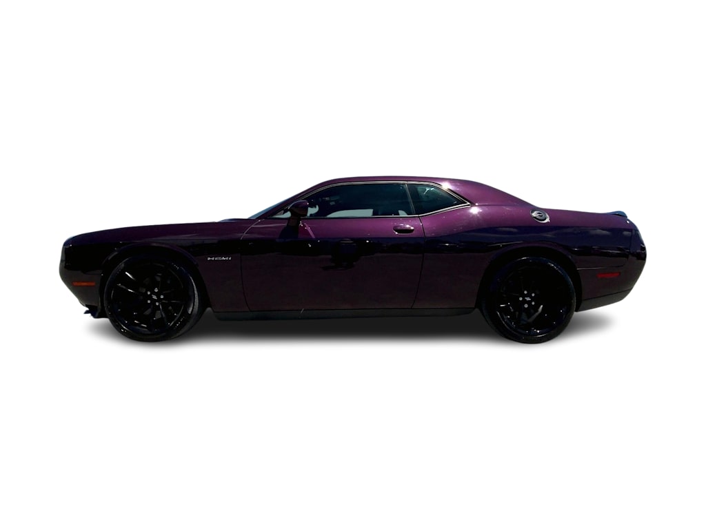 Thumbnail: 2022 Dodge Challenger - 3