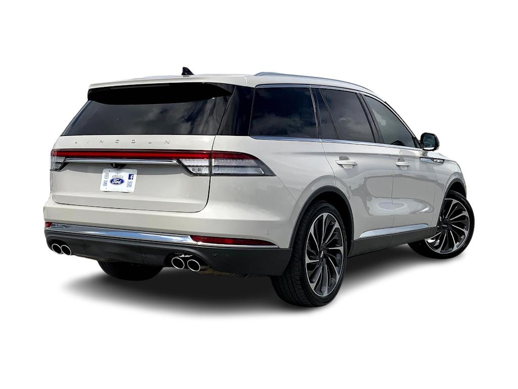 Thumbnail: 2022 Lincoln Aviator - 24