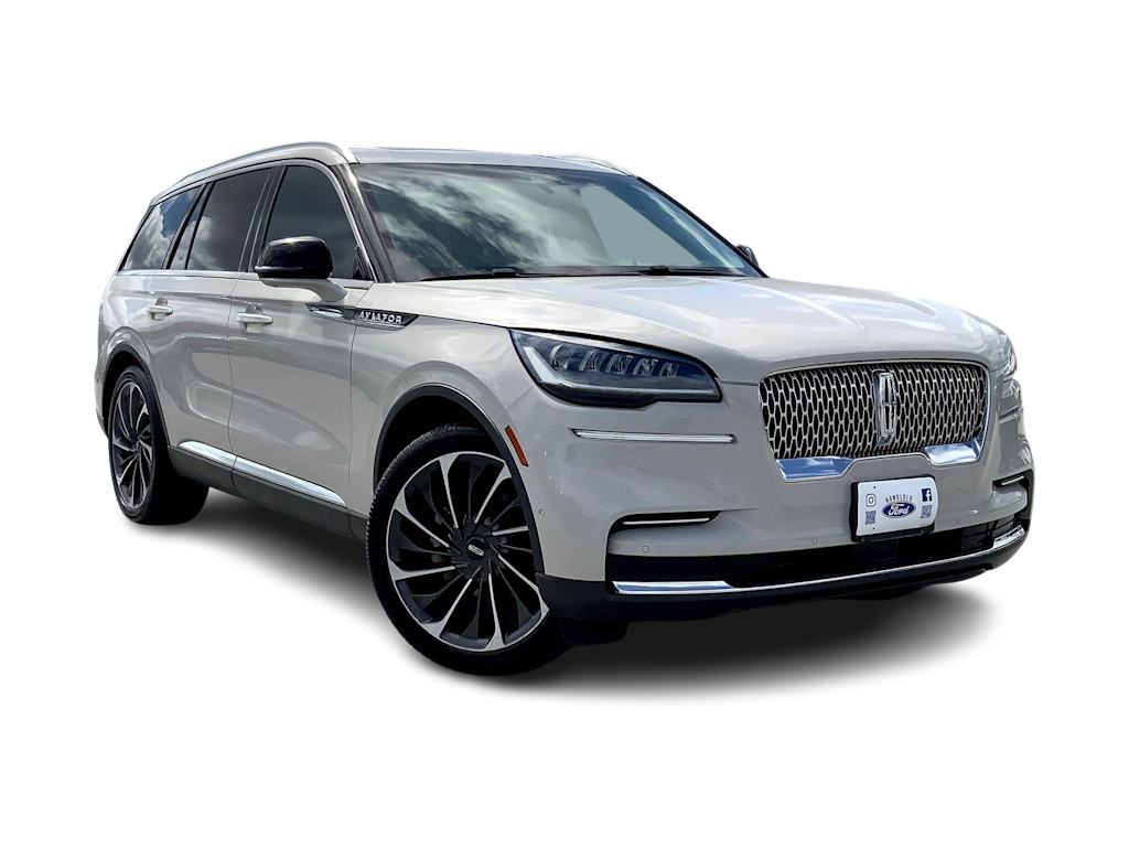 Thumbnail: 2022 Lincoln Aviator - 23