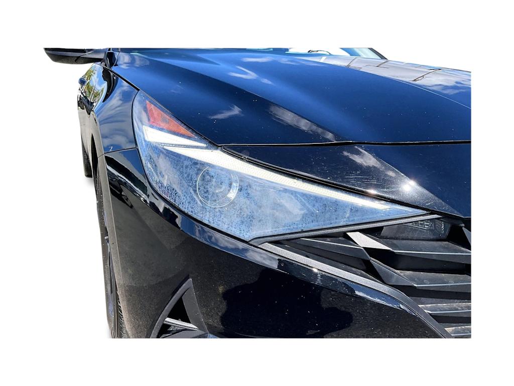 Thumbnail: 2022 Hyundai Elantra - 31