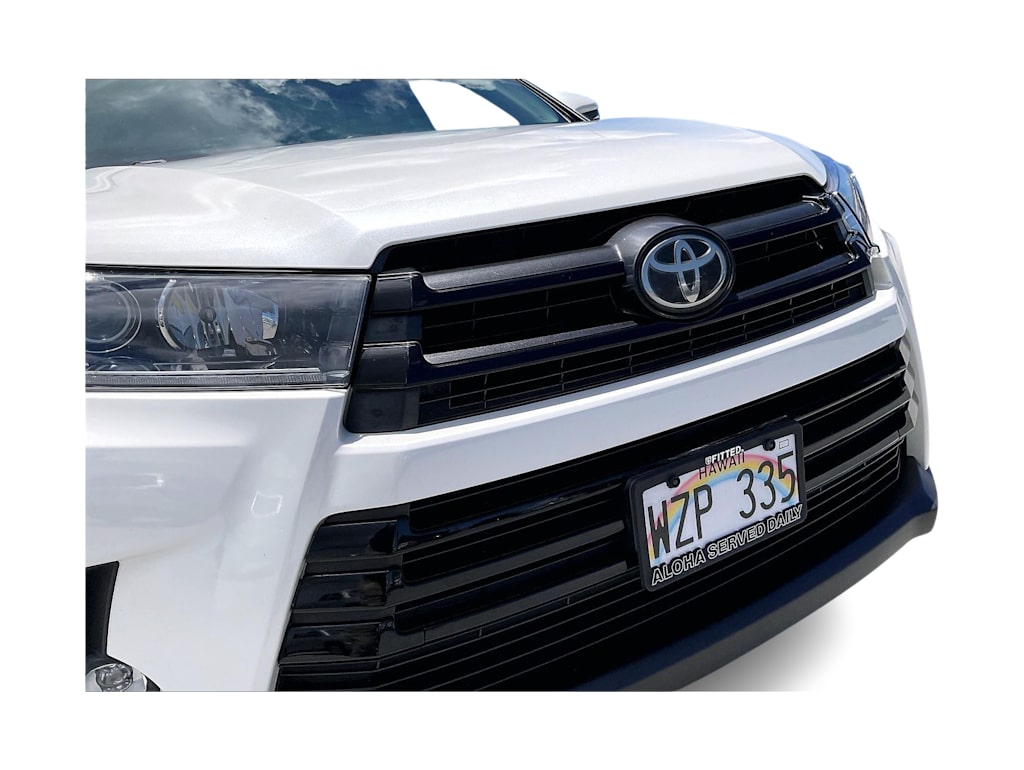 Thumbnail: 2017 Toyota Highlander - 33