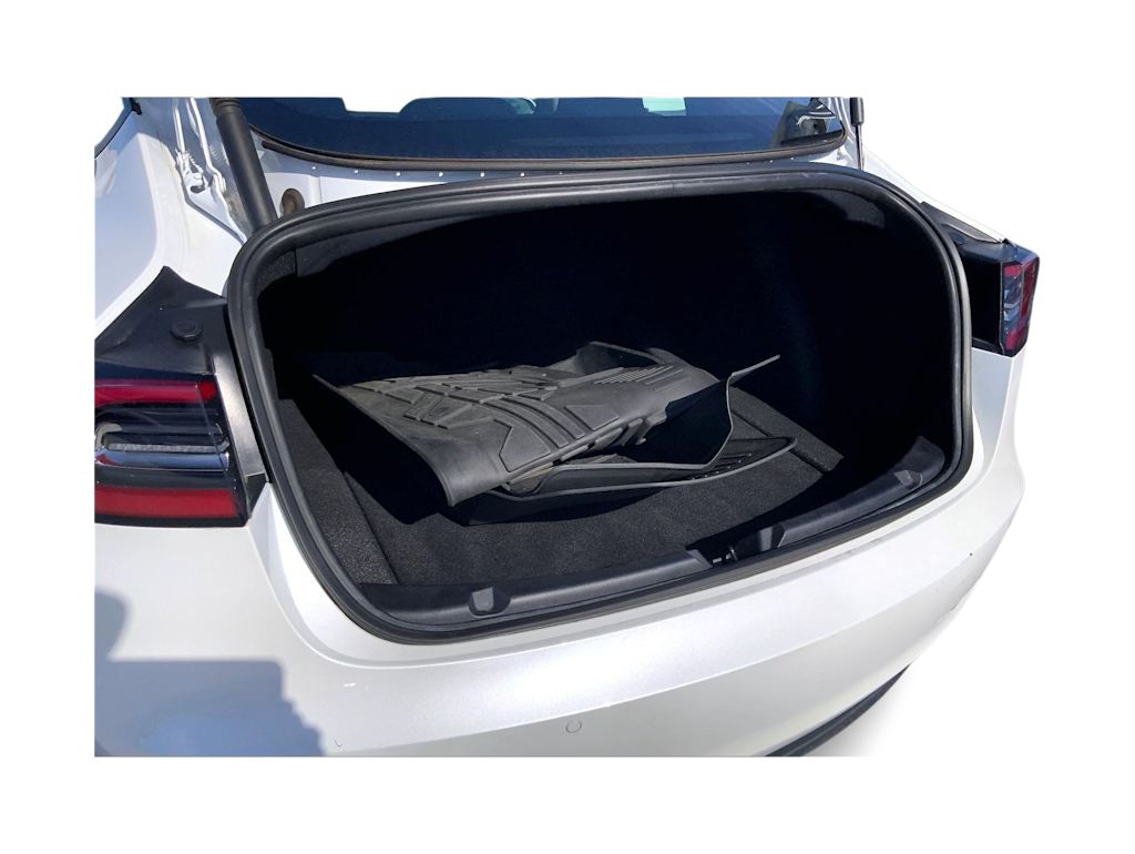Thumbnail: 2021 Tesla Model 3 - 15