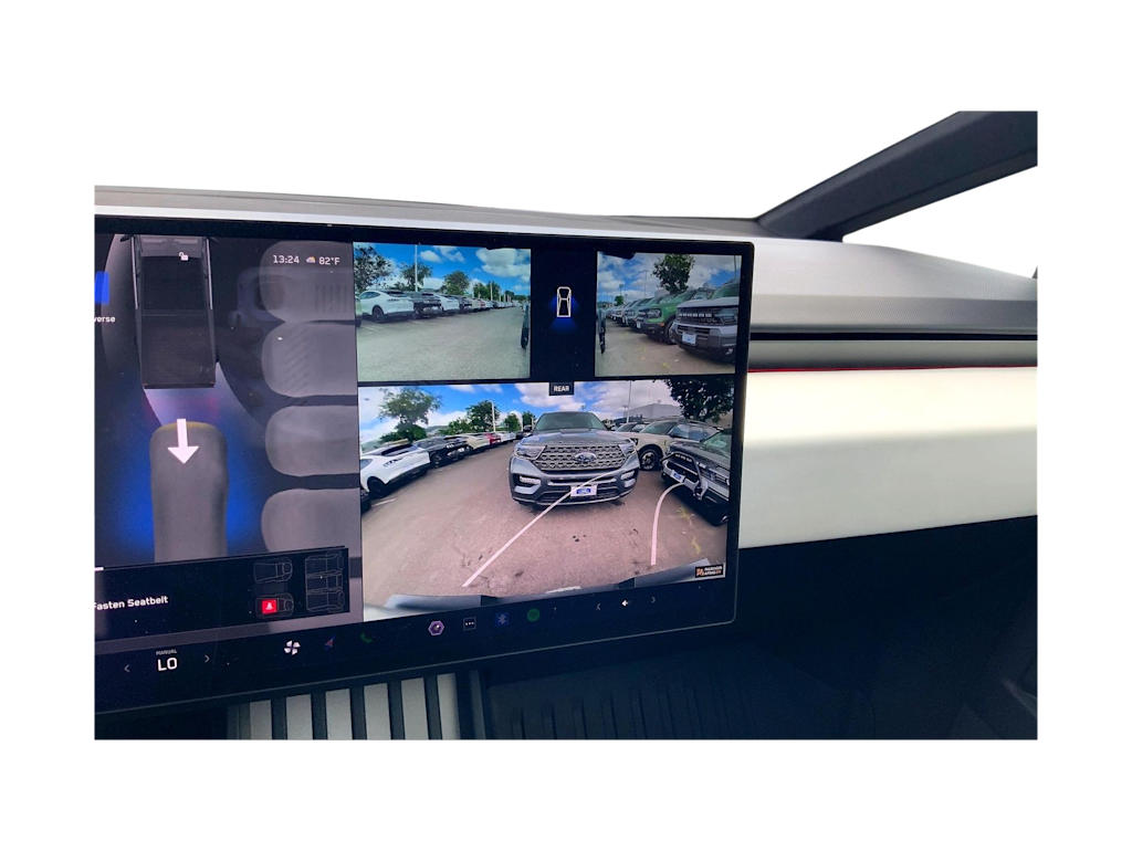 Thumbnail: 2024 Tesla Cybertruck - 15