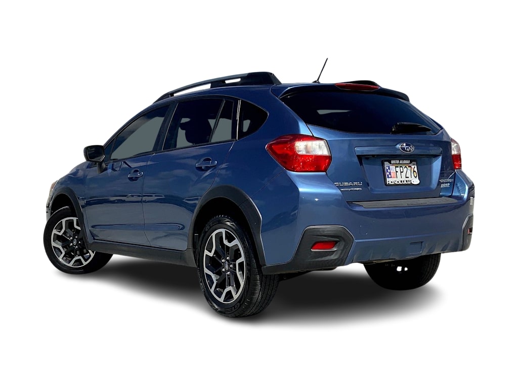Thumbnail: 2017 Subaru Crosstrek - 4