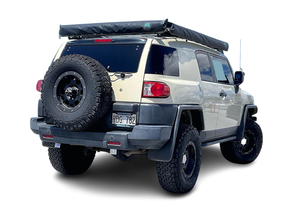 Thumbnail: 2010 Toyota FJ Cruiser - 22