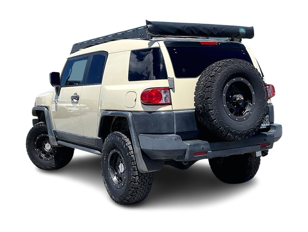 Thumbnail: 2010 Toyota FJ Cruiser - 4