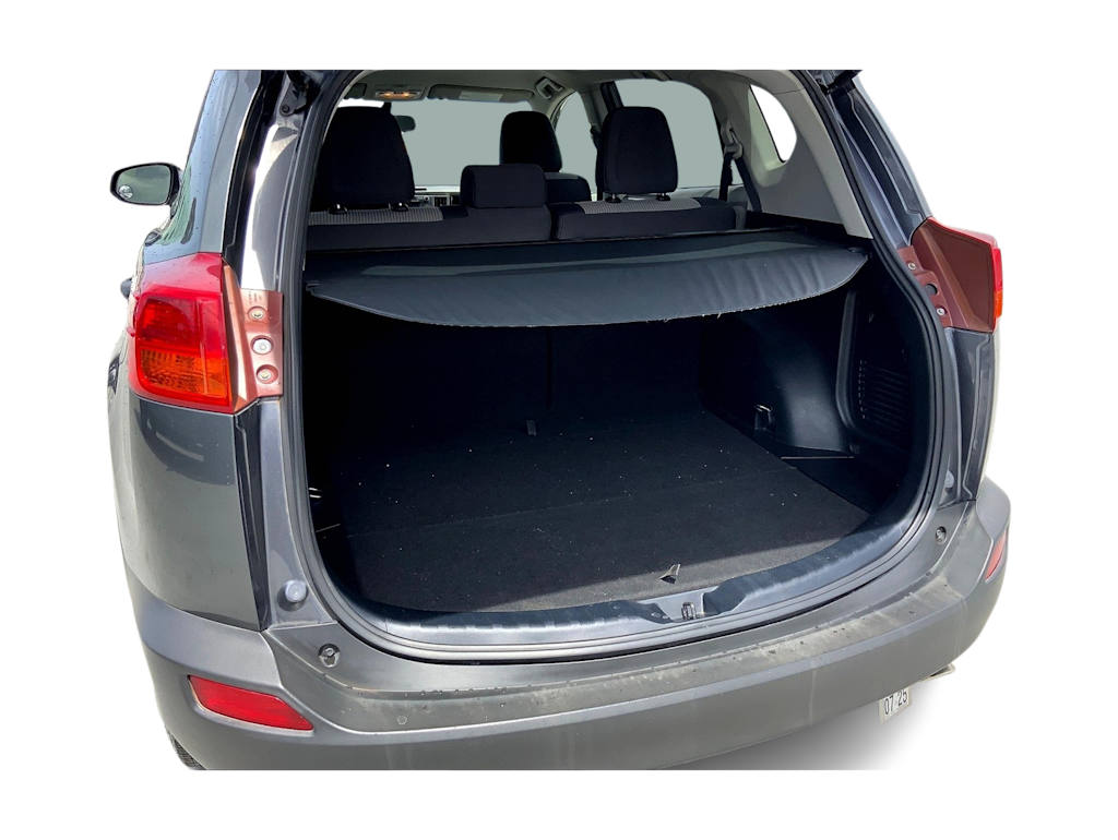 Thumbnail: 2013 Toyota RAV4 - 18