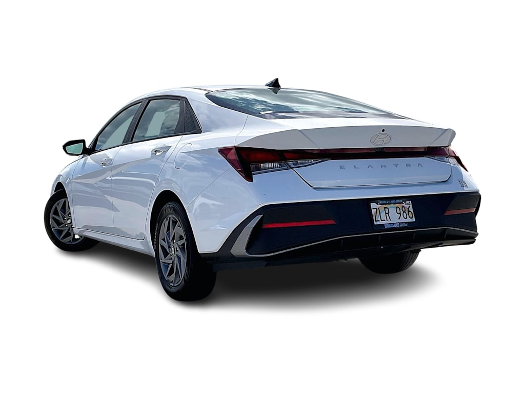 Thumbnail: 2024 Hyundai Elantra - 4
