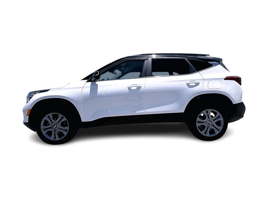 Thumbnail: 2021 Kia Seltos - 3