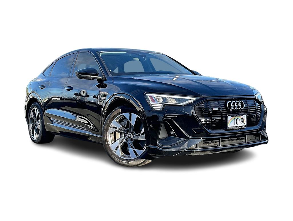 Thumbnail: 2022 Audi e-tron - 21