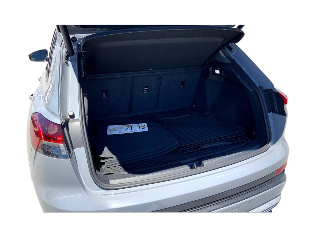 Thumbnail: 2023 Audi Q4 e-tron - 19