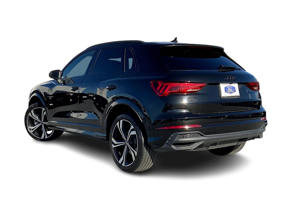 Thumbnail: 2023 Audi Q3 - 4