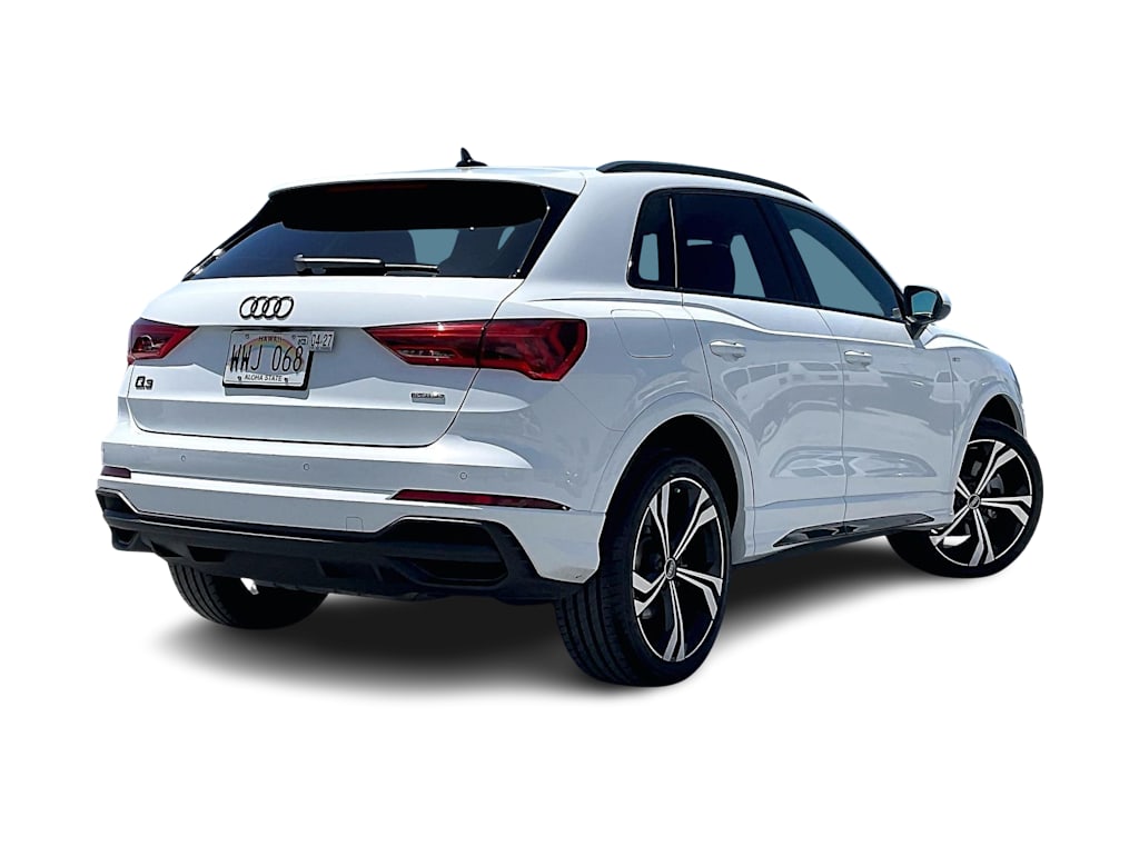 Thumbnail: 2023 Audi Q3 - 23
