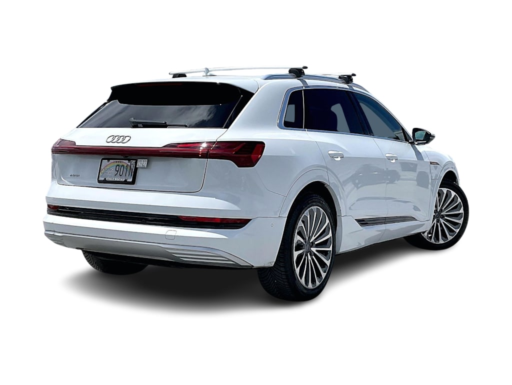 Thumbnail: 2019 Audi e-tron - 23