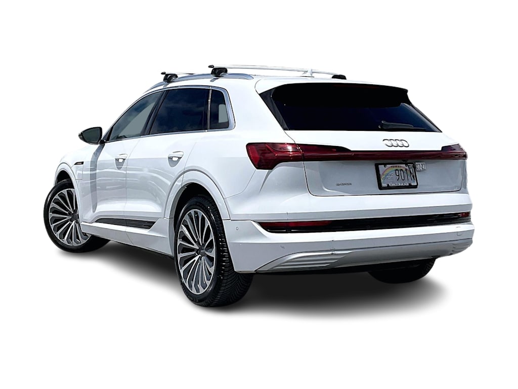 Thumbnail: 2019 Audi e-tron - 4