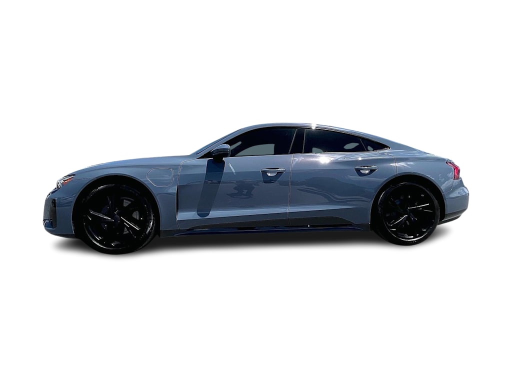 Thumbnail: 2023 Audi e-tron GT - 3