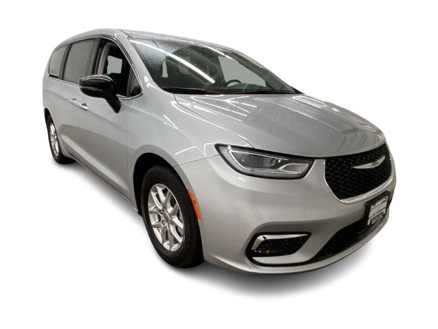 Thumbnail: 2024 Chrysler Pacifica - 20