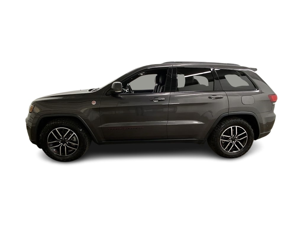 Thumbnail: 2020 Jeep Grand Cherokee - 3