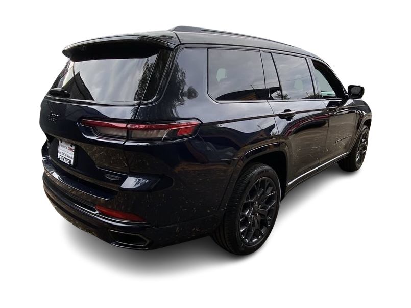 Thumbnail: 2023 Jeep Grand Cherokee L - 17