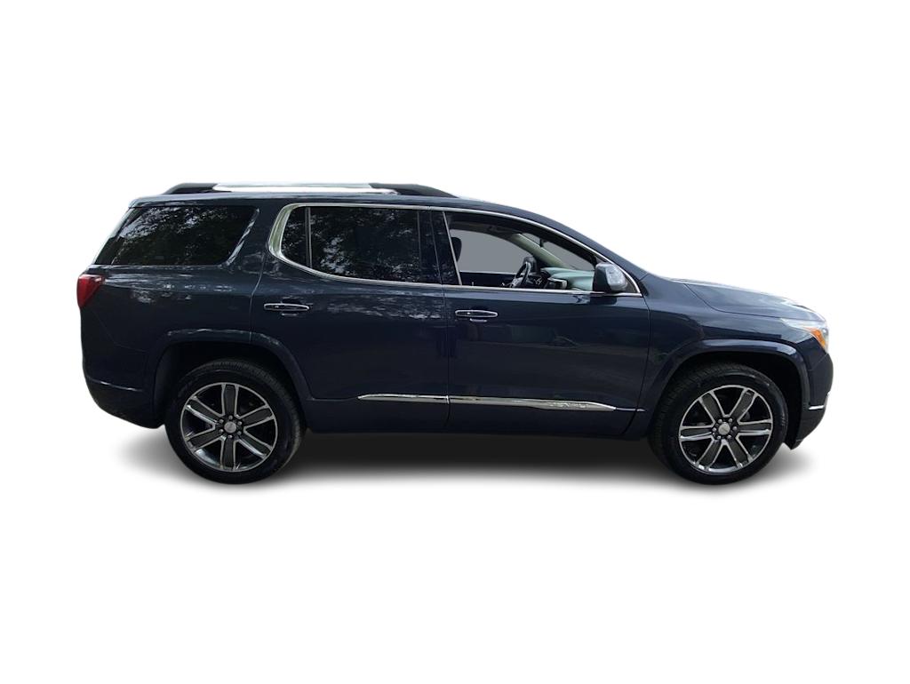 Thumbnail: 2018 GMC Acadia - 21