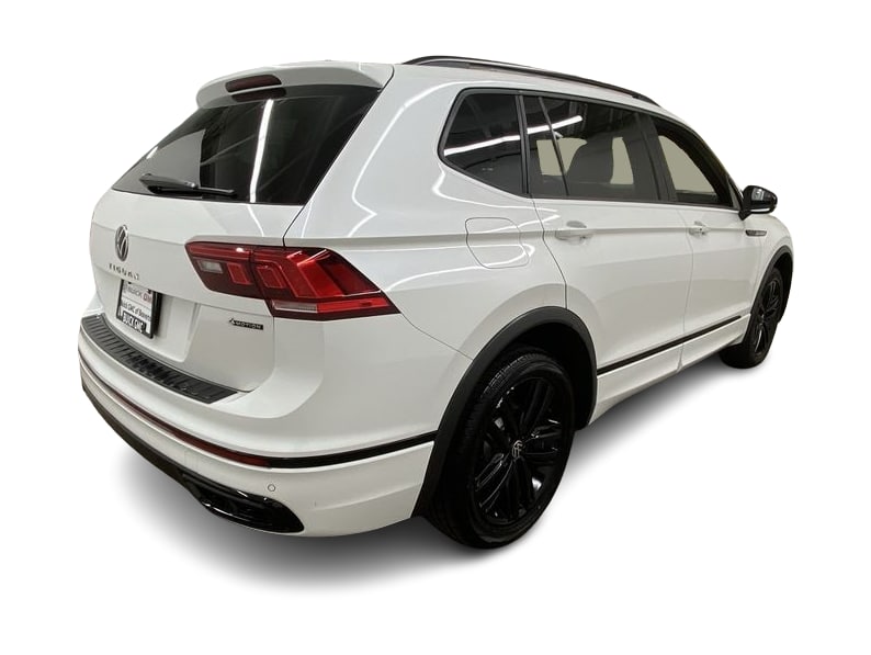 Thumbnail: 2022 Volkswagen Tiguan - 21