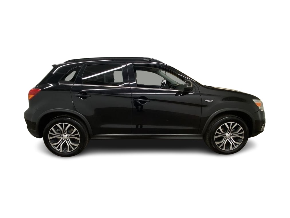 Thumbnail: 2018 Mitsubishi Outlander Sport - 21