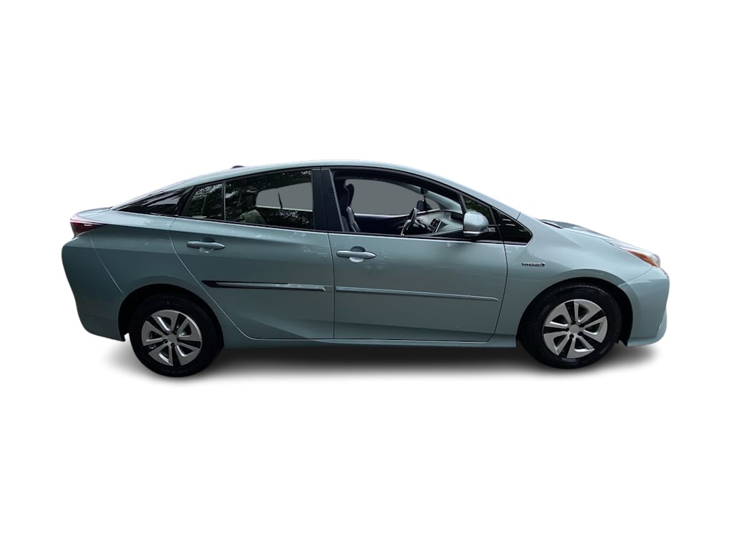 Thumbnail: 2016 Toyota Prius - 20