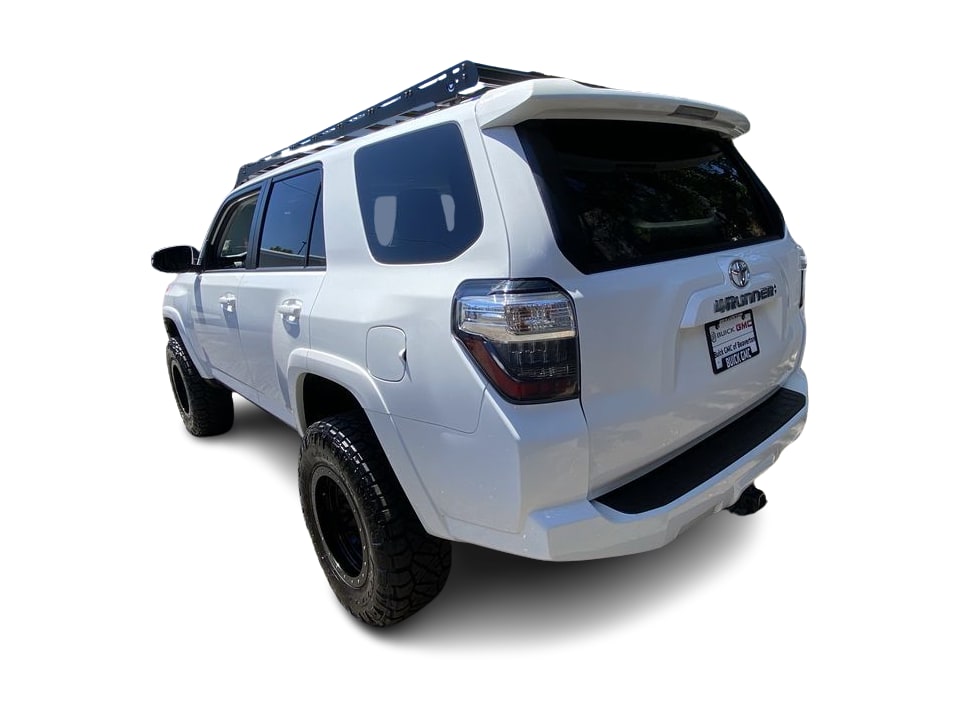 Thumbnail: 2022 Toyota 4Runner - 4