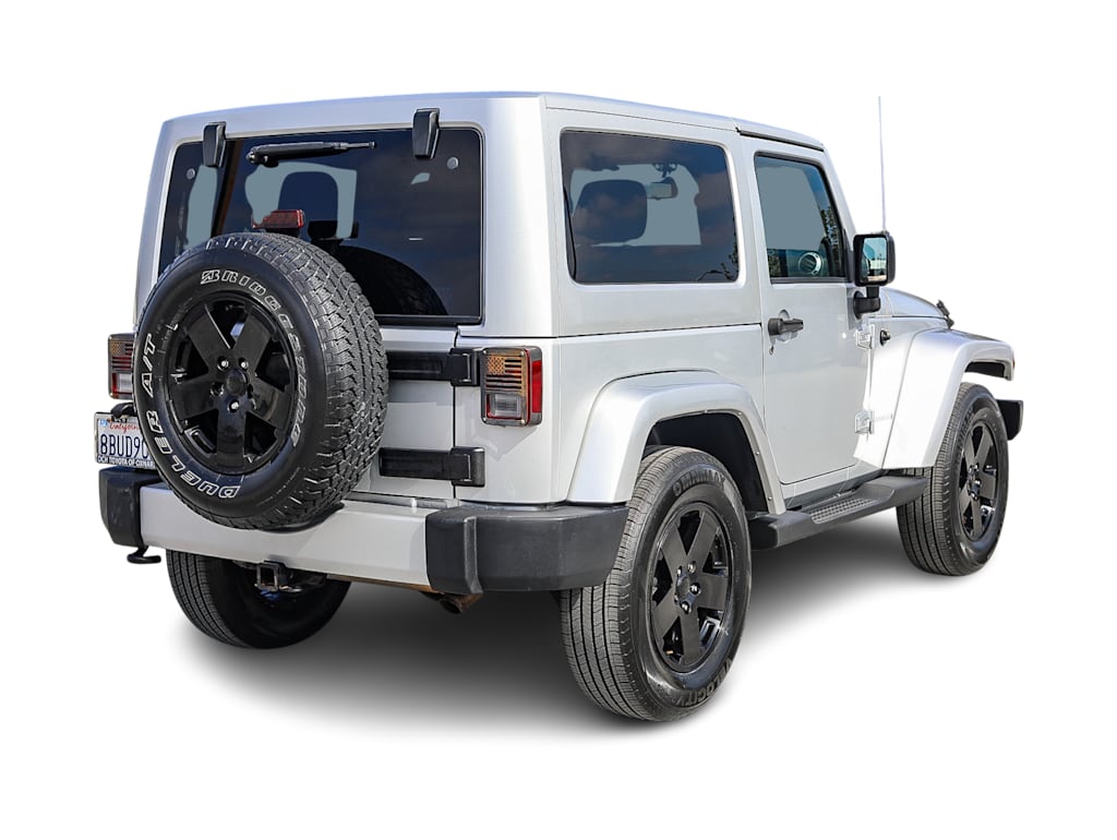 Thumbnail: 2012 Jeep Wrangler - 19