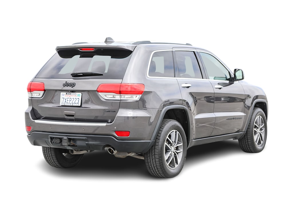 Thumbnail: 2017 Jeep Grand Cherokee - 17