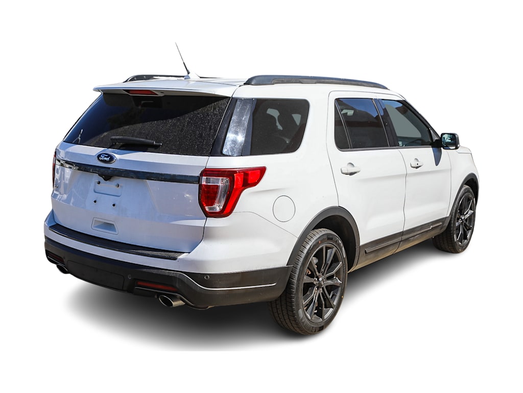 Thumbnail: 2018 Ford Explorer - 14