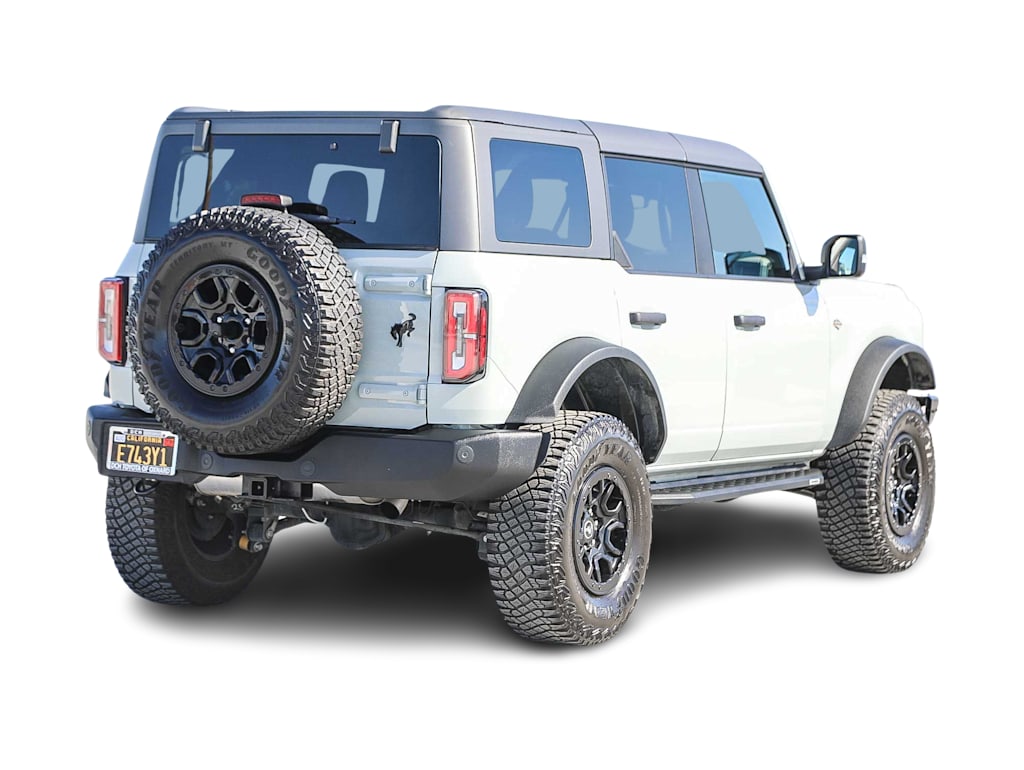 Thumbnail: 2022 Ford Bronco - 16