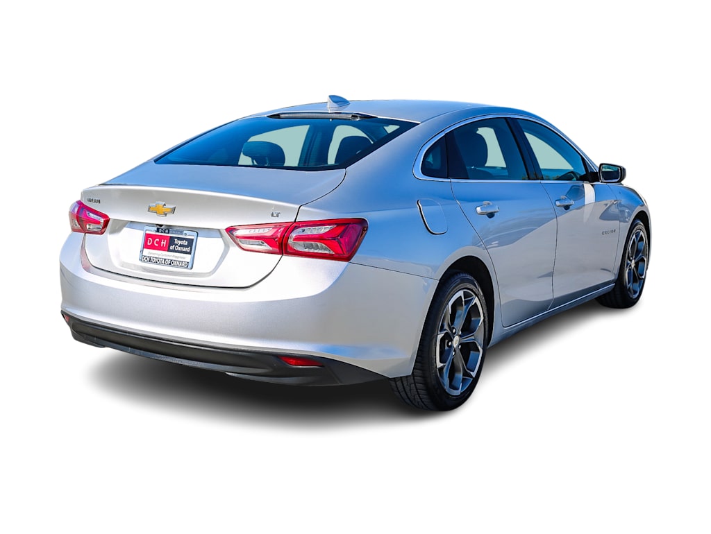 Thumbnail: 2022 Chevrolet Malibu - 18