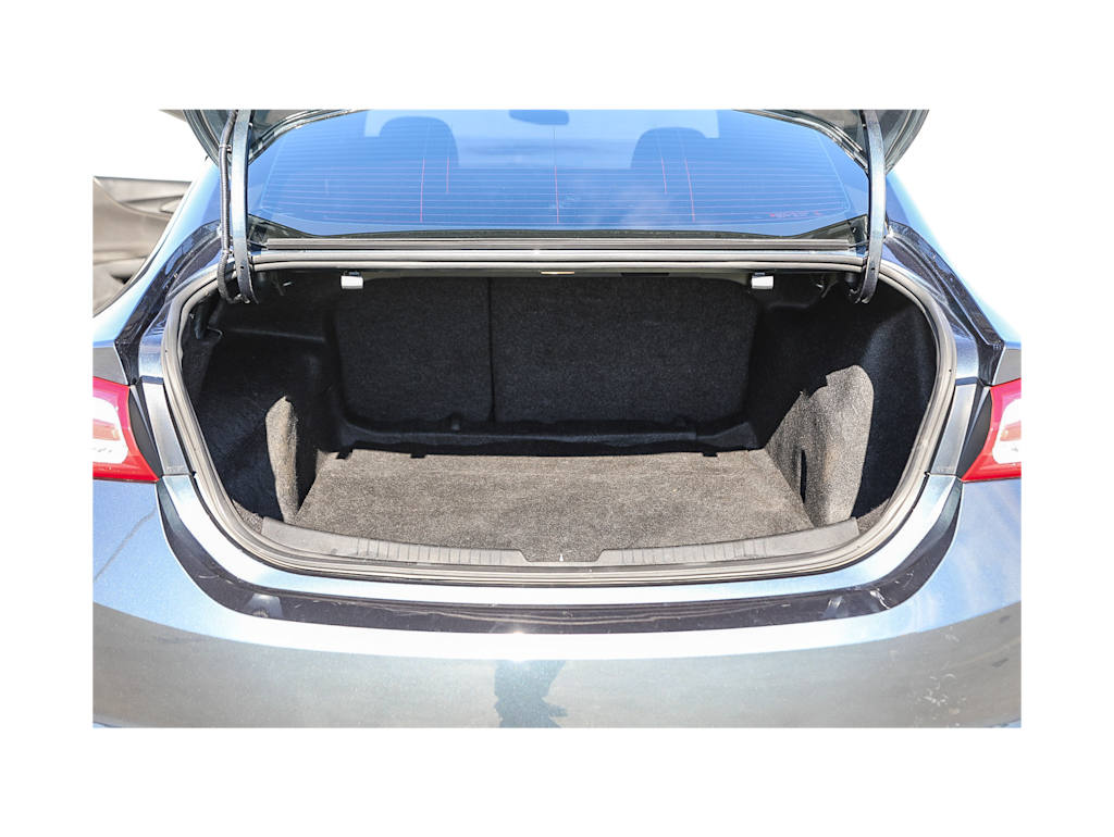 Thumbnail: 2021 Chevrolet Malibu - 15