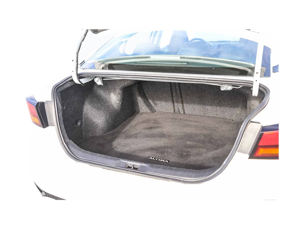 Thumbnail: 2022 Nissan Altima - 16